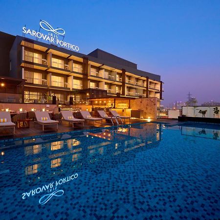 Iris Sarovar Portico Gurgaon Bagian luar foto
